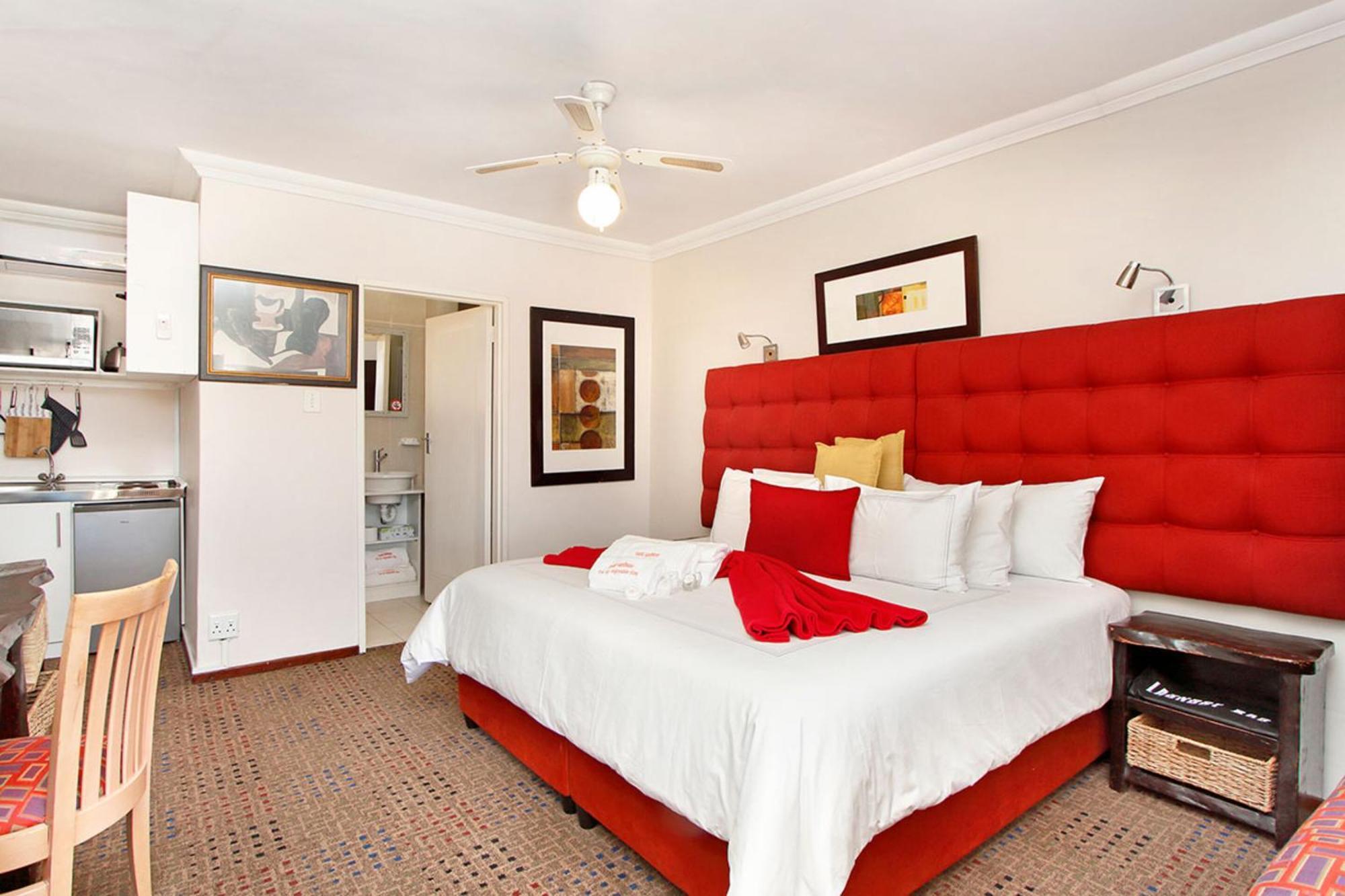 Kwantu Guesthouse 1 Cape Town Ngoại thất bức ảnh